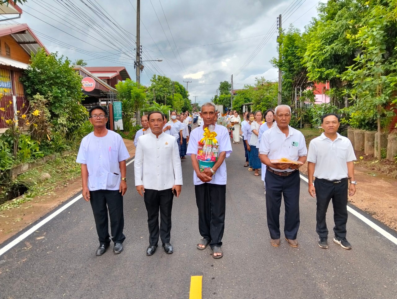 โครงการประเพณีแห่เทียนพรรษา ประจำปี 2567 ดำเนินงานโดย องค์การบริหารส่วนตำบลเชิงชุม